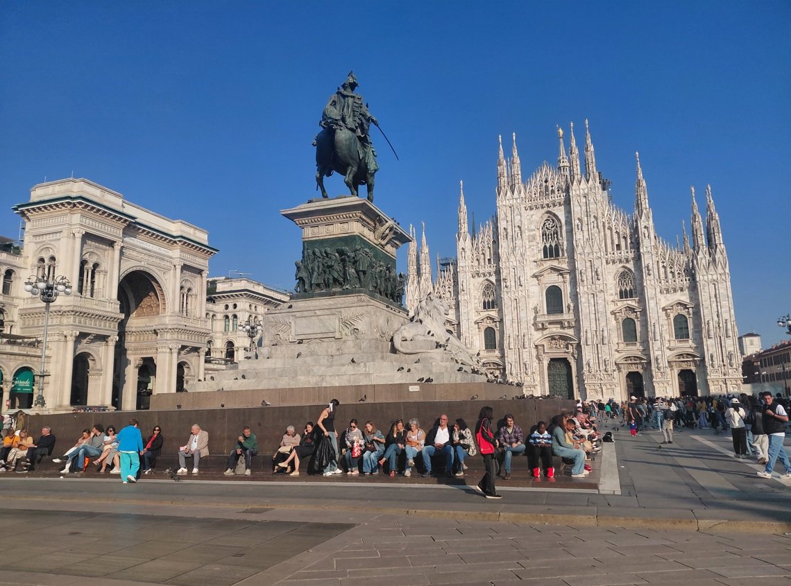 Соборна площа та Міланський Собор - Соборная площадь и Миланский Собор