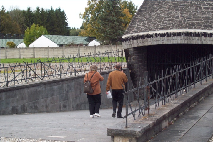 Мемориальный комплекс Концентрационный лагерь Дахау
Дахау, под Мюнхеном, 26 сентября 2010 года
