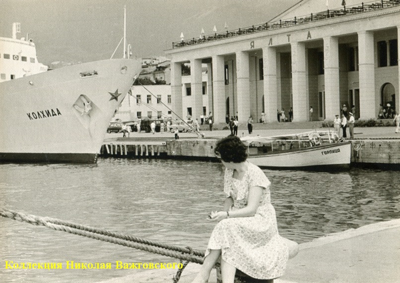 Катер "Горлица"
Ялтинский порт, фото сделано примерно в 1961-1971 годах
Ключевые слова: Катер "Горлица", Ялта, kater, Gorlitsa, Yalta
