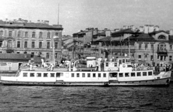 Катер "Кремль" (1938 г. постр.)
Ключевые слова: Катер "Кремль", катер, "Кремль", 1938