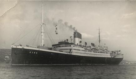 Пароход "Азия"
Открытка 1958 года
Ключевые слова: Sierra Morena, Der Deutsche, Azia, Asia, SS, пароход "Азия", пароход, Азия, 1924
