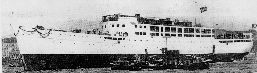 Пароход «Dogu» (буд. "Пётр Великий")
На достройке в Гамбурге, март 1939 года

